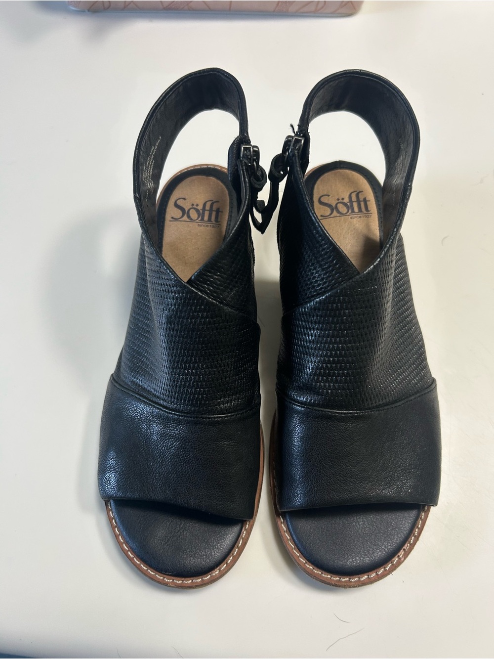 Söfft Black Textured Leather Open-Toe Slingback Sandals